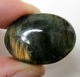 Bra Pris Mycket Fin Kvalitet Regnbågs Lystrande Labradorit 64,49 carat Oval Cabochon Slipning Suverän Lyster & Färgspel från Madagaskar köp Nu!