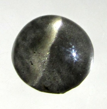 Bra Pris Mycket Sällsynt Skarpt Kattöga Skapolit 1,15 carat Rund Cabochon Slipning Bra Kvalitet & Form från Sri Lanka Köp Nu!