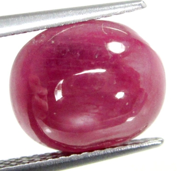 Bra Pris Mycket Fin Kvalitet Behandlad Rödrosa Rubin 6,16 carat Oval Slipad Cabochon från Madagaskar Köp Nu!