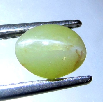 Bra Pris Vacker Mycket Sällsynt Krysoberyll Kattöga 1,33 carat Oval Cabochon Slipning Samlarsten Skarpt Öga från Sri Lanka Köp Nu!