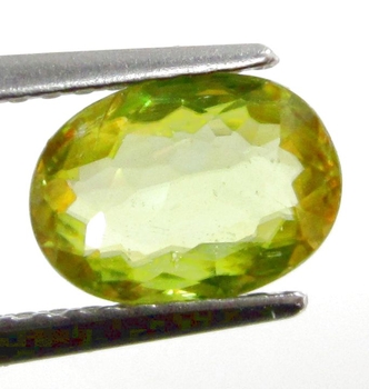 Bra Pris Mycket Vacker Neon Gulgrön Sphene (Titianit) 1,12 carat Oval Slipad Mycket Fin Kvalitet & Lyster från Madagaskar Köp Nu!