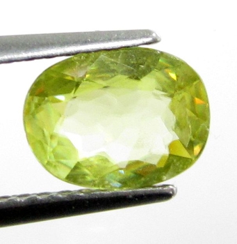 Bra Pris Mycket Vacker Neon Gulgrön Sphene (Titianit) 0,94 carat Oval Slipad Mycket Fin Kvalitet & Lyster från Madagaskar Köp Nu!