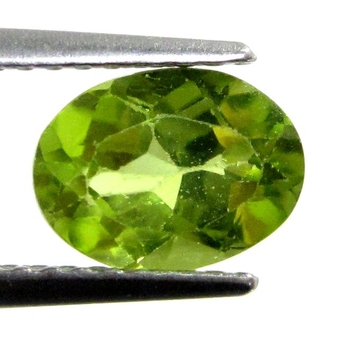 Bra Pris Mycket Fin Topp Grön Peridot 1,31 carat Oval Slipad Fin Lyster & Billig Kvalitet från Pakistan Köp Nu!