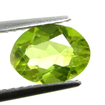 Bra Pris Mycket Fin Topp Grön Peridot 1,29 carat Oval Slipad Fin Lyster & Billig Kvalitet från Pakistan Köp Nu!