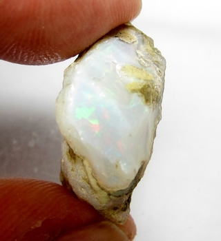 Bra Pris Sällsynt Rå Oslipad Lystrande Somalisk Opal 18,50 carat Naturlig Kristall Mycket Fin Kvalitet & Färg Sprakande Köp Nu!