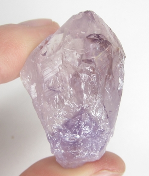 Bra Pris Vacker Obehandlad Rå Oslipad Violett Ametist Spets 21,3 Gram Naturligt Terminerad Kristall Finaste Kvalitet från Brasilien Köp den Nu!