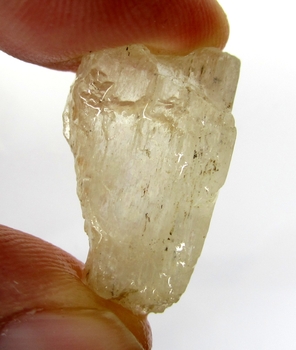 Bra Pris Oslipad Mycket Fin Gul Spodumen 27,04 carat Naturlig Kristall Transparent-Translucent Bra Färg & Kvalitet från Afganistan Köp Nu!