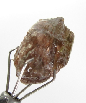 Bra Pris Hög Intressant Rå Oslipad Andalusit 8,87 Carat Naturlig Kristall Bit Intressant Sällsynt samlarsten från Brasilien Köp Nu!
