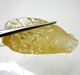 Bra Pris Spännande Rå Oslipad Vacker Honungs Kalcit 12,4 gram Naturligt Brottstycke Bit Transparent & Skarp Färg från Brasilien Köp Nu