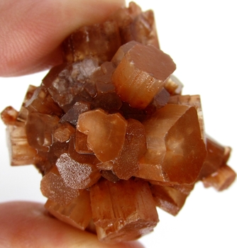 Bra Pris Mycket Vacker Rödbrun Aragonit 41,7 gram Naturligt Kristall Kluster i Underbar Form & Färg Bra Kvalitet Intressant Samlarstuff från Marocko Köp Nu!