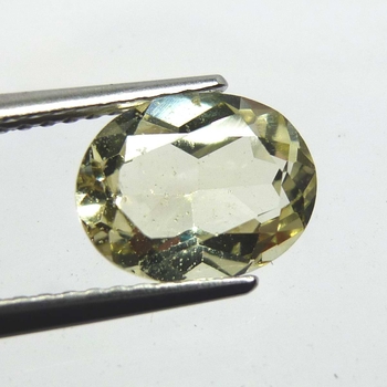 Bra Pris Vacker Brasiliansk Mycket Fint Gul Beryll 1,60 carat Oval Slipning Topp Lyster & Fin Kvalitet Trevligt Samlar objekt Köp Nu!