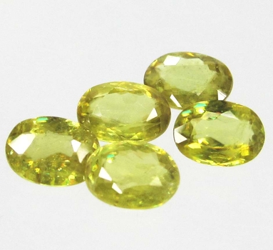 Bra Pris Parti 5 st Lystrande Gulgrön Sphene (Titianit) 4,25 carat Oval Slipad Mycket Fin Kvalitet från Madagaskar Köp Nu!