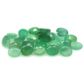 Bra Pris Parti 24 st Fin Grön Zambisk Smaragd 8,08 carat Oval Slipning Fin Prisvärd Kvalitet Köp Nu!