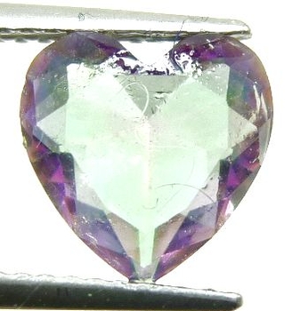 Good Price Top Lustrous Multi Color Playful Mystic Quartz 1,95 carat Heart Cut Very Fine Quality Exciting Material for Jewelry Makers Buy Now!