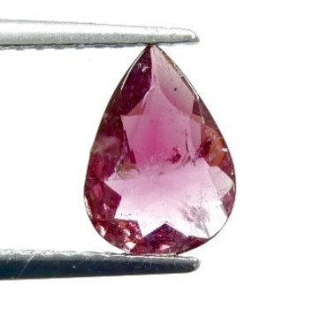 Bra Pris Mycket Fin Rosa Röd Rubellit (Turmalin) 0,91 carat Dropp Fasett Slipning Bra Kvalite & Färg Perfekt Samlar & Juvelerar Objekt från Afrika Köp Nu!