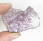 Bra Pris Intressant Vacker färg Rosa Violett Litiumglimmer (Lepidolit) 27 gram Naturliga bitar Glimmer Fint Samlarobjekt från Brasilien Köp nu!