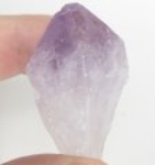 Bra Pris Vacker Obehandlad Rå Oslipad Violett Ametist Spets 25,6 Gram Naturligt Terminerad Kristall Finaste Kvalitet från Brasilien Köp den Nu!