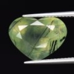 Bra Pris Mycket Intressant Sällsynt Rutil Prehnit 8,96 carat Hjärt Fasett Slipning Härlig Färg från Afrika Köp Nu!