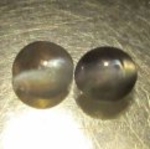 Bra Pris Parti 2 st Mycket Sällsynt Alexandrit Kattöga 0,50 carat Rund Cabochon Skarpt Öga Fin Kvalitet från Madagaskar Köp Nu!