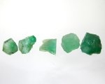 Bra Pris Parti 5 st Rå Sällsynt Blåaktigt Grön Smargad Kristall 10,07 carat Naturlig Kristall Transparent-Transl. Afghan Köp Nu!