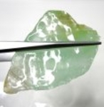 Good Price Exciting Rough Uncut Beautiful Green Calcite 17,5 grams Natural Fragment Piece Transparent & Sharp Color from Brazil Buy Now