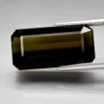 Bra Pris Mycket Fin Grön Turmalin 7,59 carat Oktagon Slipning med Fin Lyster & Kvalitet från Nigeria Köp Nu!