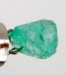 Bra Pris Rå Oslipad Mycket Sällsynt Intensiv Blåaktigt Grön Smargad Kristall 1,34 carat Naturlig Kristall Transparent från Colombia Köp Nu!