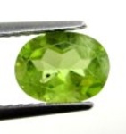 Bra Pris Mycket Fin Topp Grön Peridot 1,52 carat Oval Slipad Mycket Fin Lyster & Kvalitet från Pakistan Köp Nu!