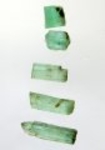 Bra Pris Parti 5 st Rå Sällsynt Blåaktigt Grön Smargad Kristall 4,75 carat Naturlig Kristall Transparent-Transl. Afghan Köp Nu!