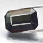 Bra Pris Stor Mycket Fin Kvalitet Djup Grön Turmalin 9,64 carat Oktagon Slipning Fin Lyster från Nigeria Köp Nu!