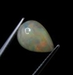 Bra Pris Topp Lyster Etiopisk Opal 1,10 carat Dropp Cabochon Slipning Mycket Fin Kvalitet Köp Nu!