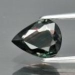 Bra Pris Mycket Bra Kvalitet Obehandlad Grön Safir 1,21 carat Dropp Slipning Härlig Färg & Lyster från Thailand Köp Nu!