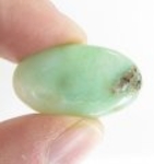 Bra Pris Mycket Fin Australiensisk Grön Krysopras 26,16 carat Oval Cabochon Slipning Bra Kvalite & Spännande Matrial Köp Nu!