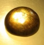 Bra Pris Stor Fin Svart Stjärn Safir 12,50 carat Oval Cabochon Billig Kvalitet från Thailand Köp Nu!