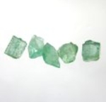 Bra Pris Parti 5 st Rå Sällsynt Blåaktigt Grön Smargad Kristall 4,06 carat Naturlig Kristall Transparent-Transl. Afghan Köp Nu!